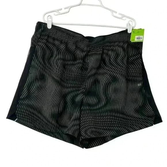 DSG SHORTS MENS XXL 5” STRIDE RIDE RUN TRAIL RUNNER REFLECTIVE ATHLETIC - Picture 1 of 10